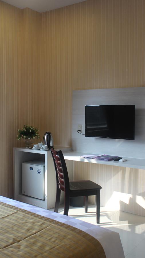 Lj Hotel Медан Экстерьер фото